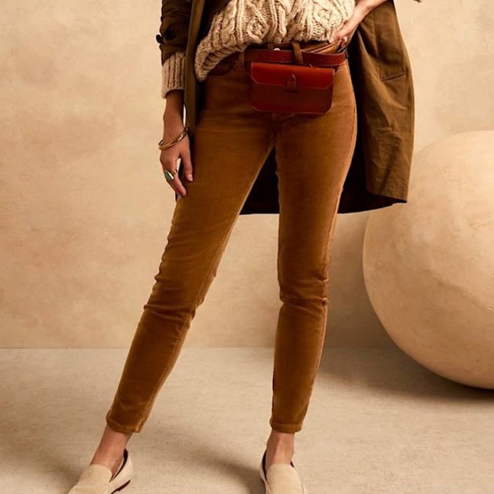 BANANA REPUBLIC Mid-Rise Skinny Stretch-Corduroy Pant Size 30L